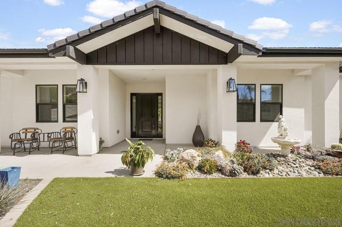 1672 Citrus Hills Lane Escondido
