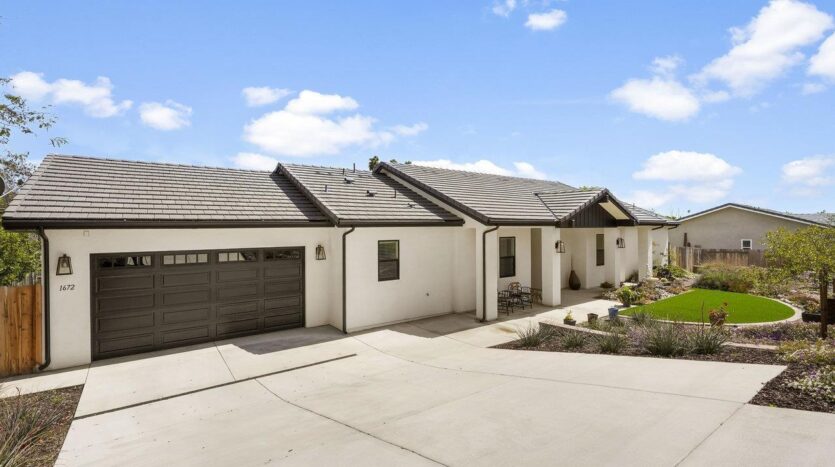 1672 Citrus Hills Lane Escondido